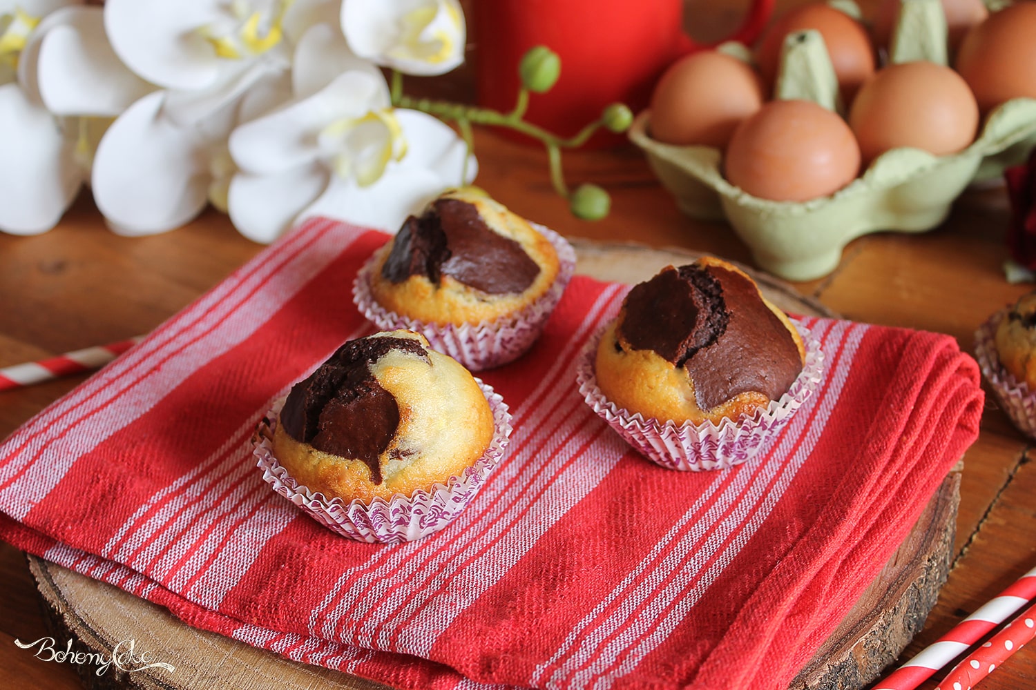Muffin variegati con vaniglia e cacao